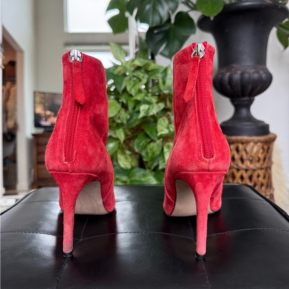 Steve Madden Red Suede Stiletto Ankle Boots - Picture 8 of 11
